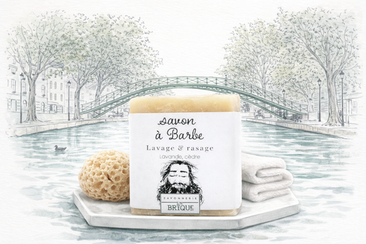 Le savon à barbe biologique - huile de ricin, beurre de karité et de coco